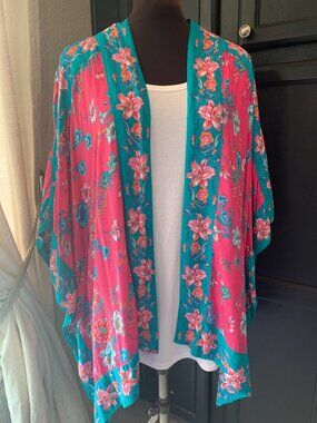 Tolani Collection Printed Open Front Woven Wrap L